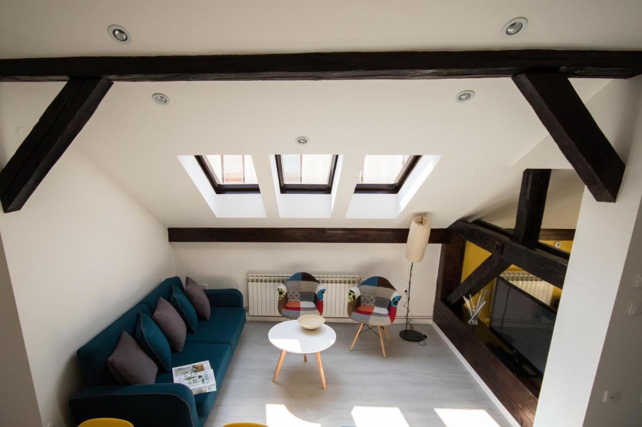 Chic Apartment In The Downtown - The Best Location Sarajevo Exterior photo
